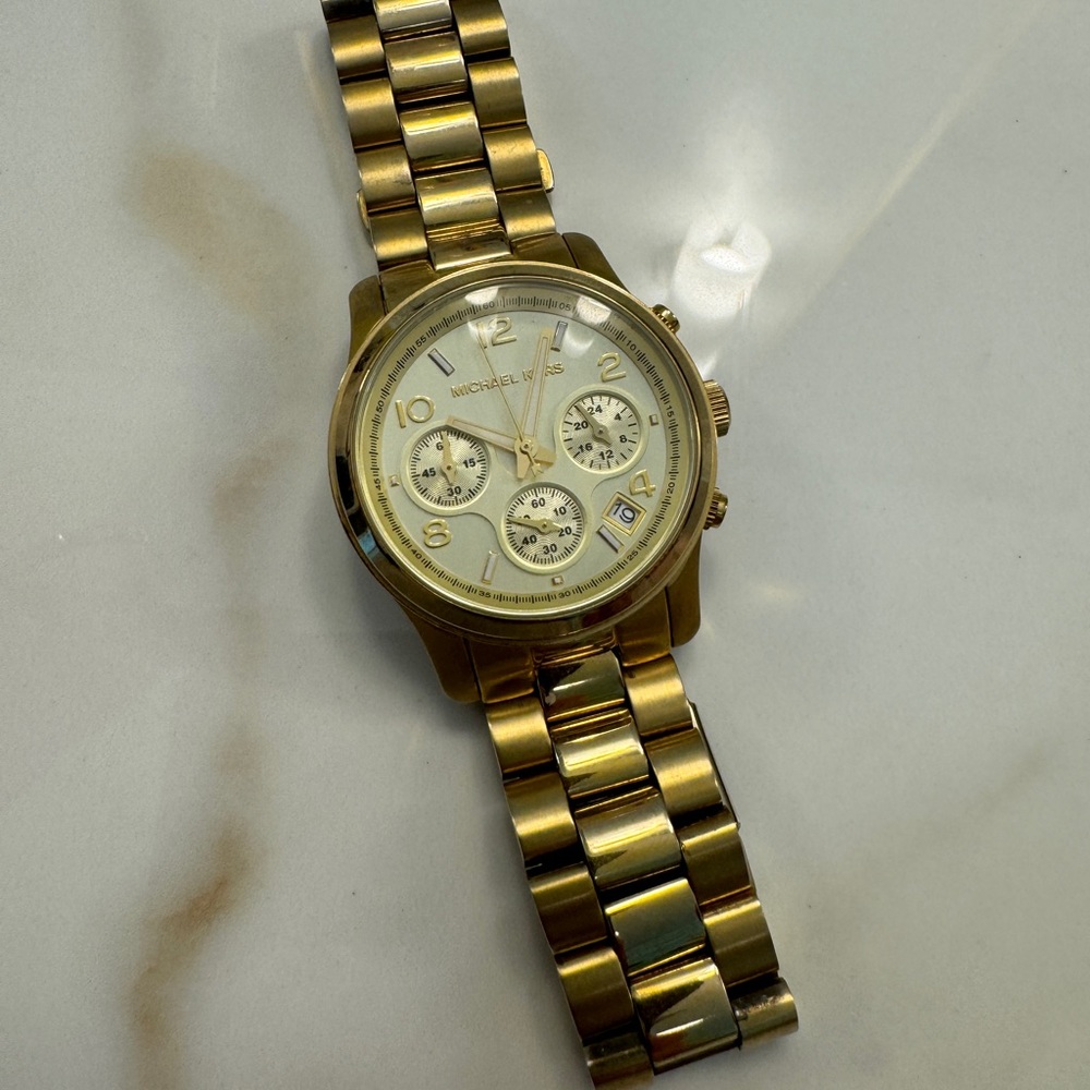 💯 AUTHENTIC Michael Kors Watch